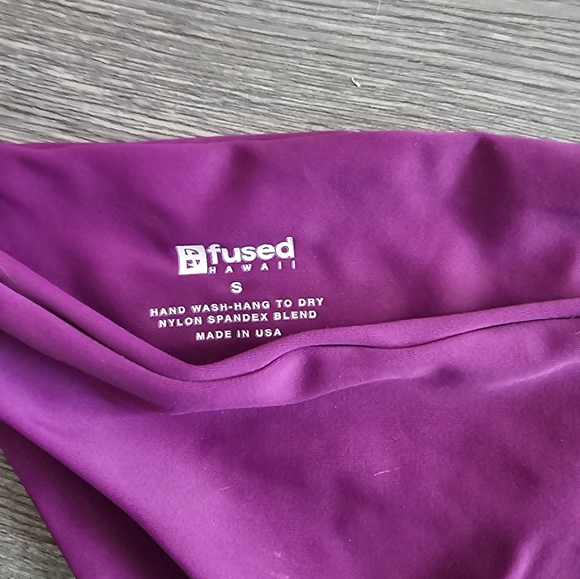 Fused Hawaii purple bikini bottom women's size small - Picture 2 of 5